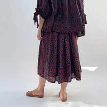 Load image into Gallery viewer, Thuli | Aurora Skirt in Red &amp; Blue Floral
