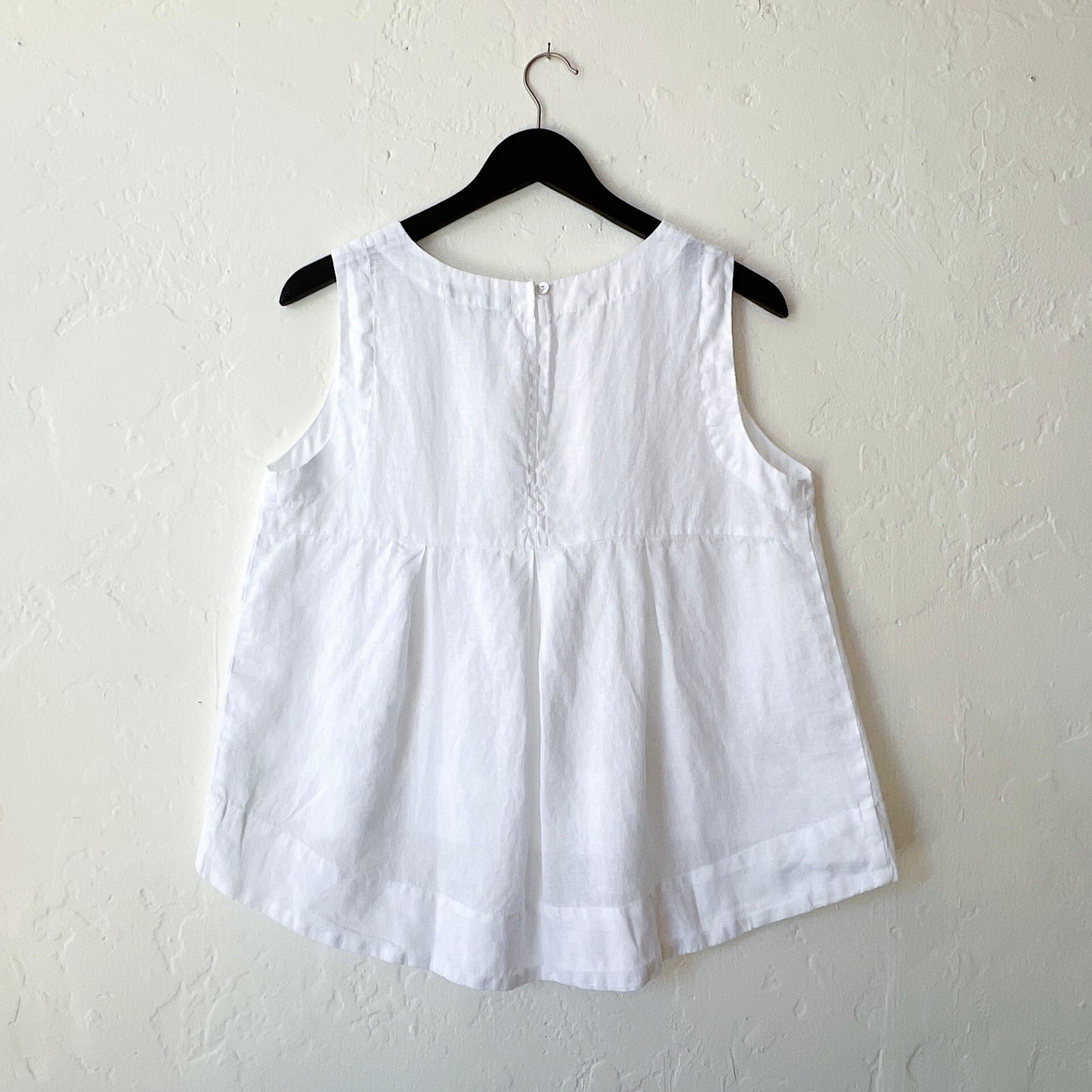Hi-Low Tank in White