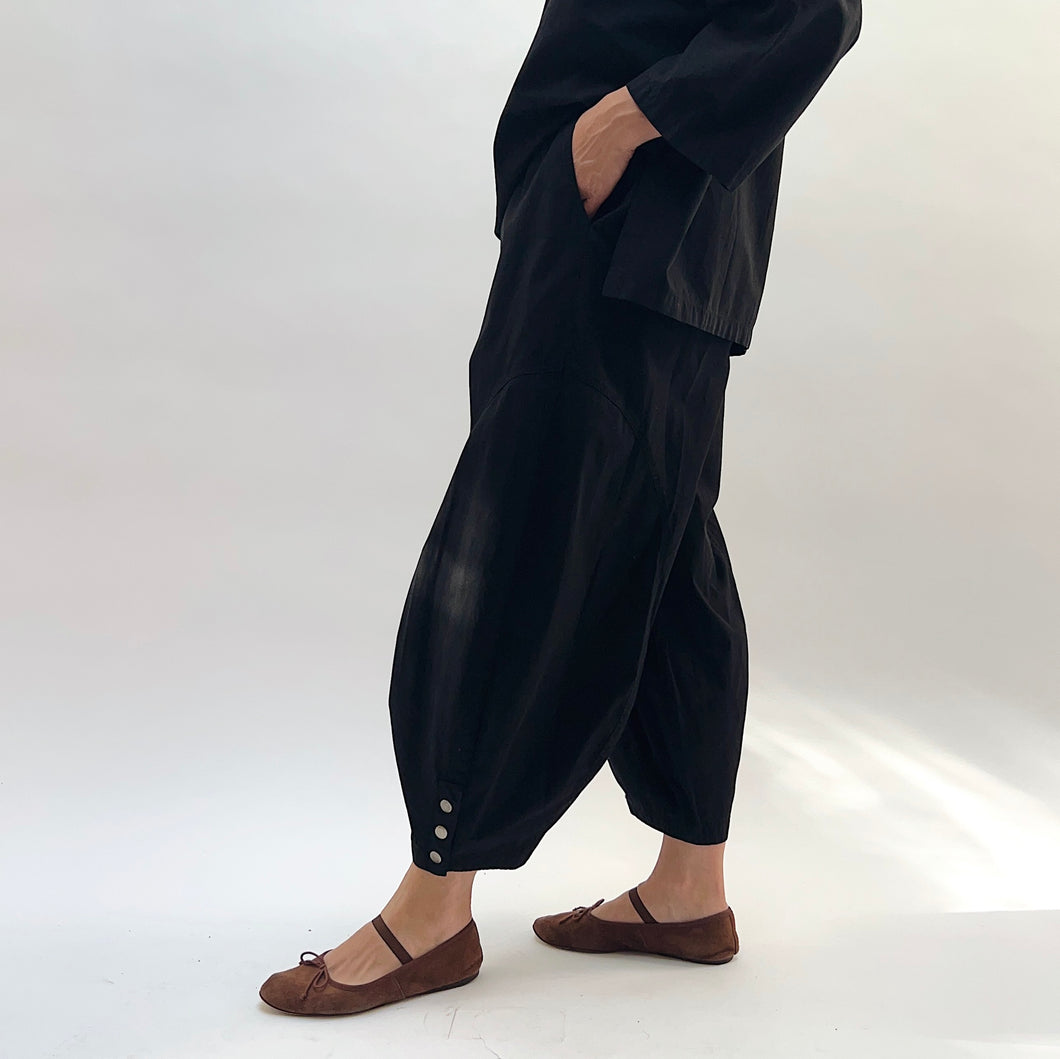 Eleven Stitch | Doreen Pant in Black
