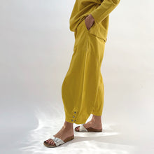Load image into Gallery viewer, Eleven Stitch | Doreen Pant in Golden Olive
