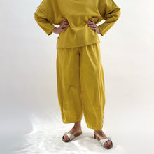 Load image into Gallery viewer, Eleven Stitch | Doreen Pant in Golden Olive
