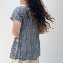 Load image into Gallery viewer, Nusantara | Double Gauze One Pocket Tee in Dapple Grey Stripe
