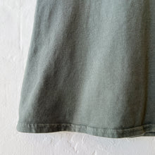 Load image into Gallery viewer, Cut Loose | Fitted Crew in Clay
