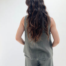 Load image into Gallery viewer, Cut Loose | One Button Linen Vest in Clay
