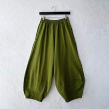 Load image into Gallery viewer, Pacific Cotton | Cotton Oliver Pant in Gremolata
