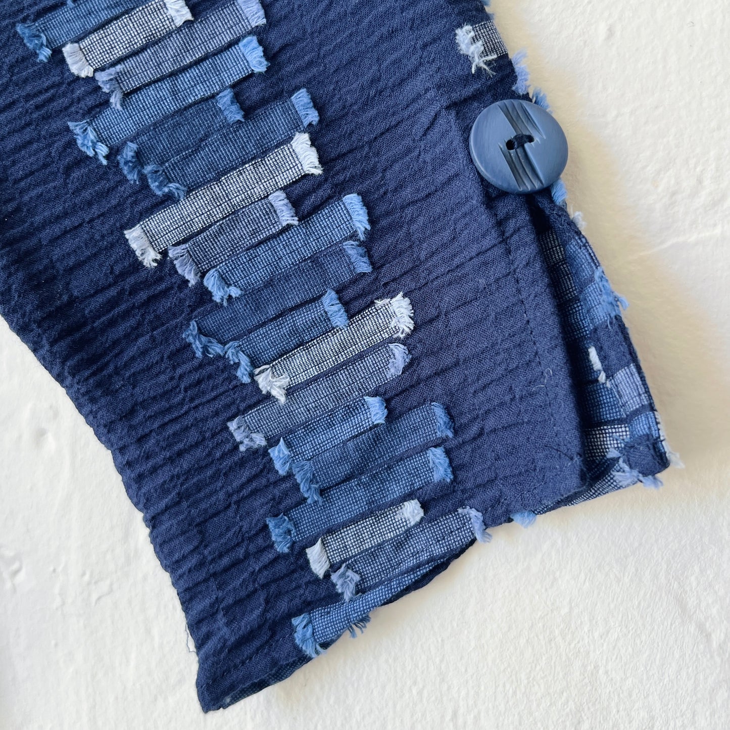 Embroidered Cotton Button Back Pullover in Navy