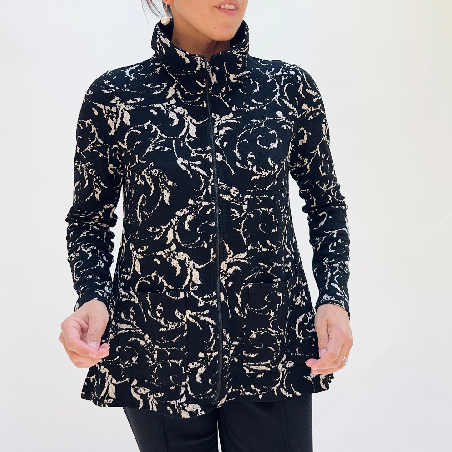 Jacquard Scroll Swing Jacket in Dove