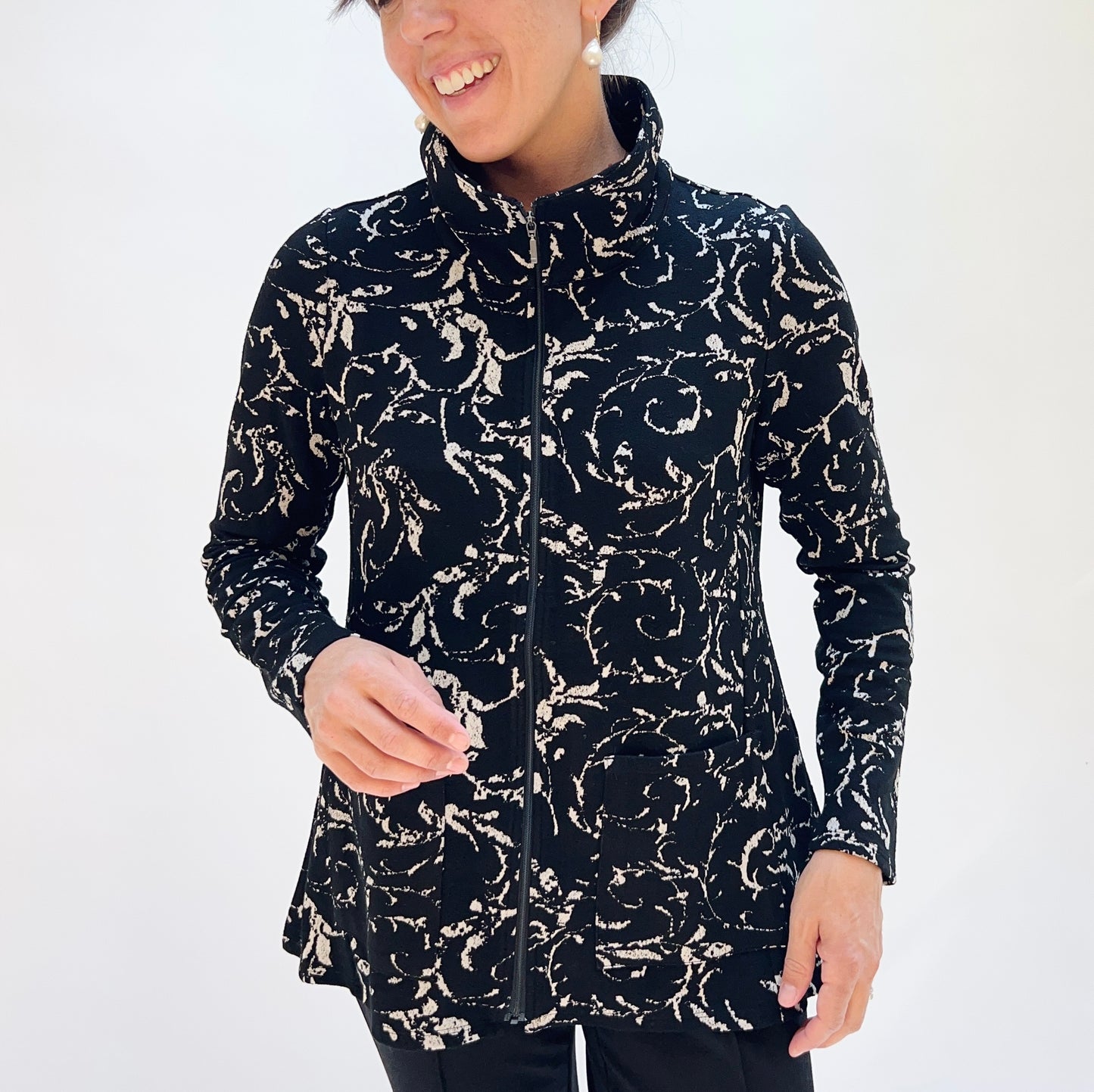 Jacquard Scroll Swing Jacket in Dove
