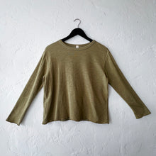 Load image into Gallery viewer, North Star Base | Crop Double Cotton Tee in Fern
