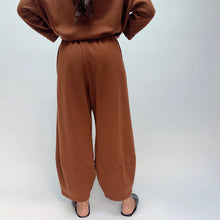 Load image into Gallery viewer, Bryn Walker | Oliver Fleece Pant in Pinecone
