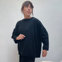 Load image into Gallery viewer, Bryn Walker | Alden Fleece Sweatshirt in Black
