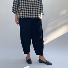 Load image into Gallery viewer, Eleven Stitch | Corduroy Three Pocket Pant in Black
