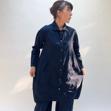 Load image into Gallery viewer, Eleven Stitch | Darted Coat in Indigo
