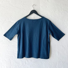 Load image into Gallery viewer, Cut Loose | Elbow Sleeve Top in Etan
