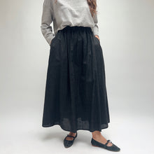 Load image into Gallery viewer, Ichi Antiquités | Sumi Skirt in Gingham Check

