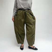 Load image into Gallery viewer, Ichi Antiquités | Typewriter Pants in Khaki
