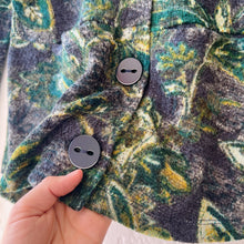 Load image into Gallery viewer, Autumn Paisley Highland Jacket in Mulberry
