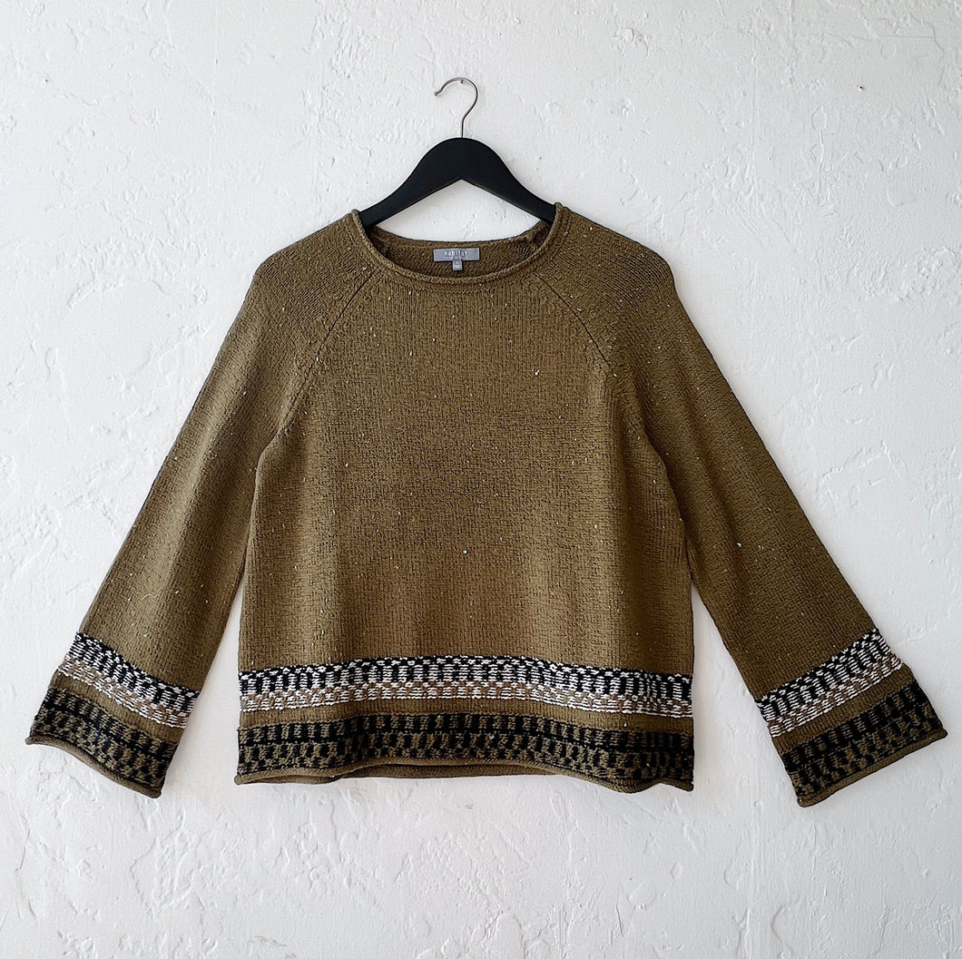 Chic Chalet Nordic Pullover in Avocado