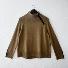 Load image into Gallery viewer, Harvest Tweed Zip Neck Sweater in Avocado
