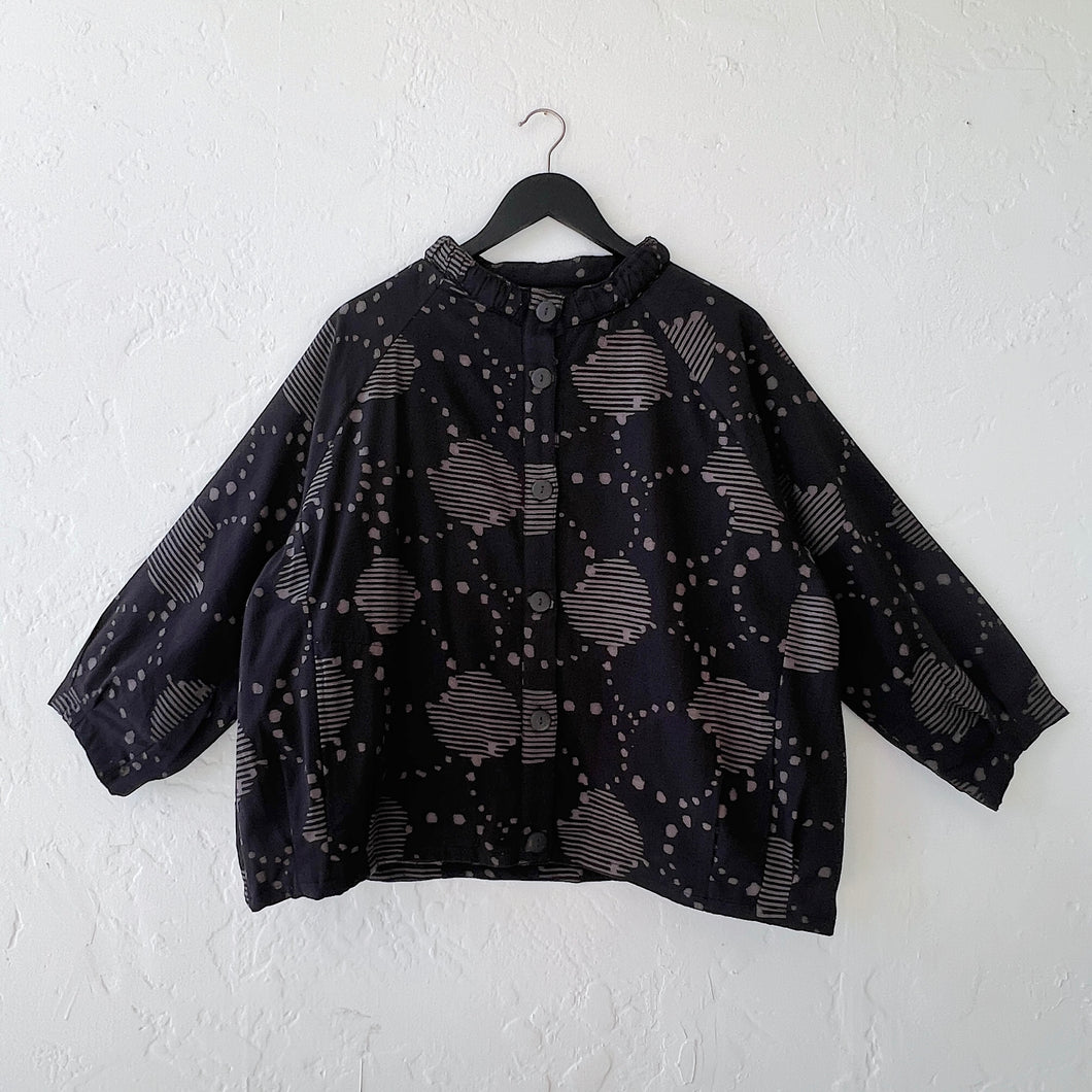 Mona Lisa | Ruched Collar Modern Circle Fleece Lined Jacket in Black