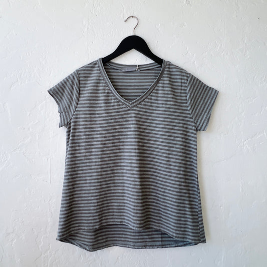 V-Neck Tee in Overcast Stripe