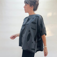 Load image into Gallery viewer, Uzi | Pebble Box Top in Charcoal
