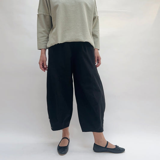 Eleven Stitch | Doreen Pant in Black