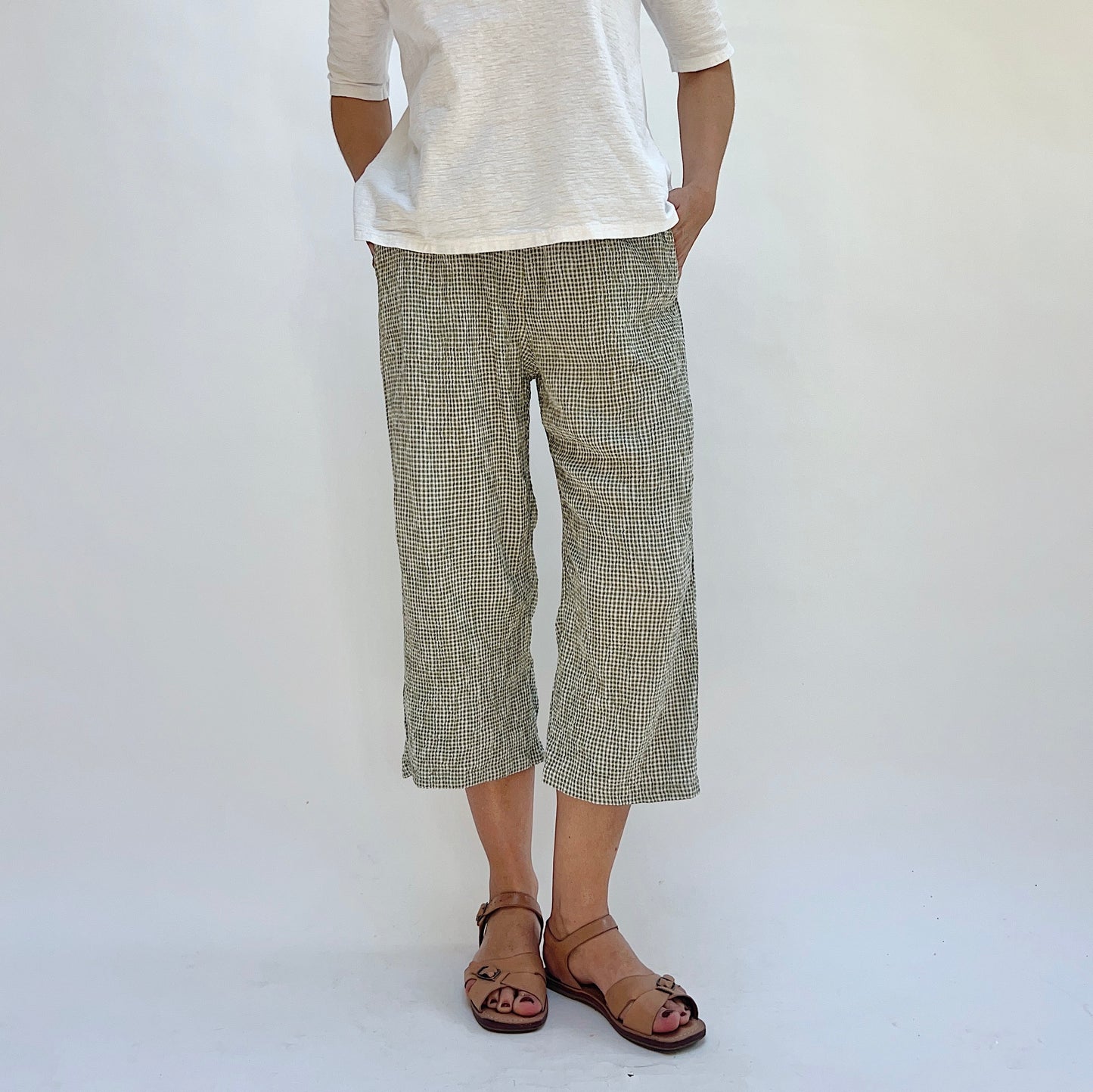 Crinkle Check Easy Crop Pant in Balsam Green