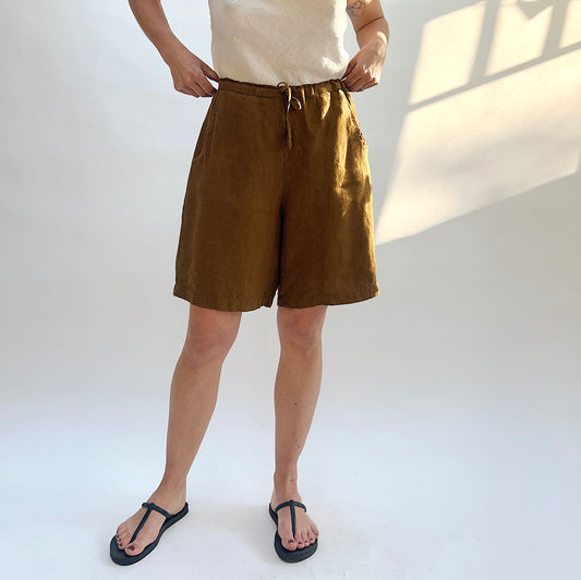 Linen Sasha Short in Quinquina