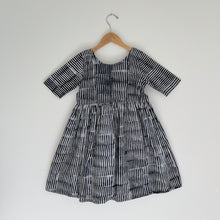 Load image into Gallery viewer, Fahari Bazaar | Girls Sula Dress in Twiggy Print
