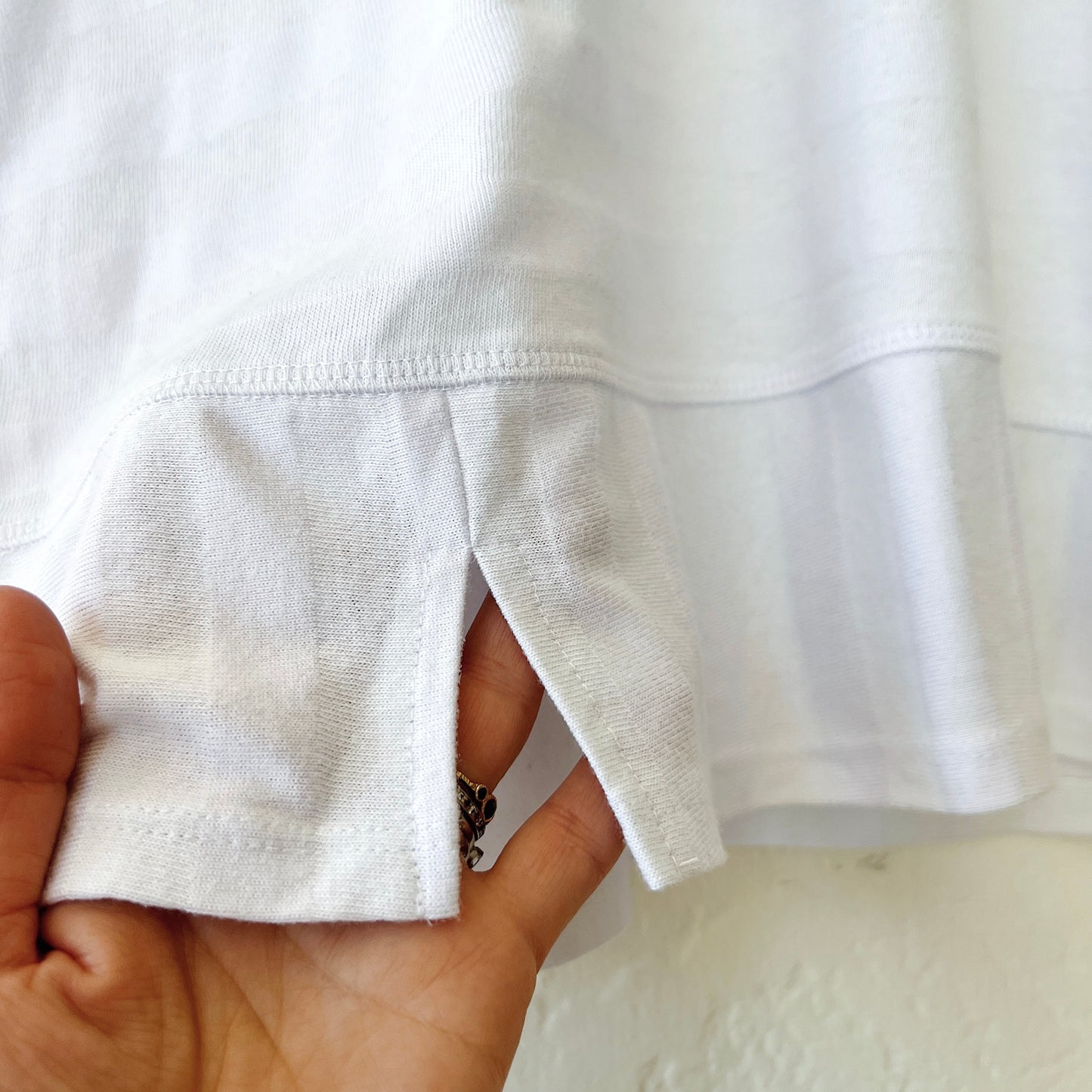 Shadow Stripe Elbow Sleeve Top in White