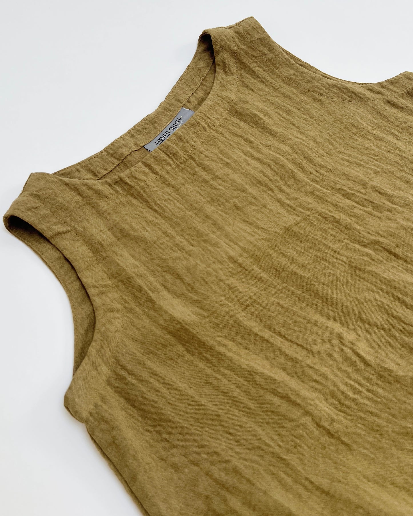 Eleven Stitch | Travel Bubble Dress in Moss