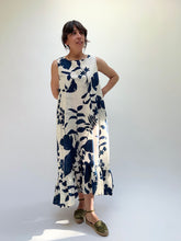 Load image into Gallery viewer, Bryn Walker | Angelina Dress in Foglie Print
