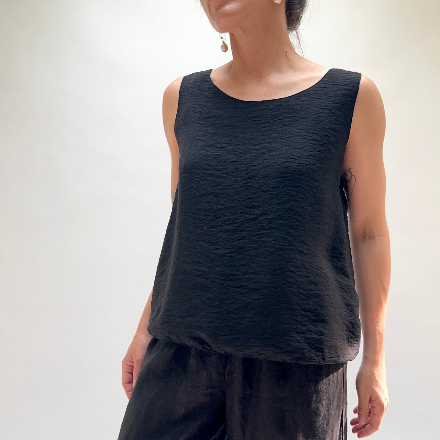 Airy Layering Tank in Black