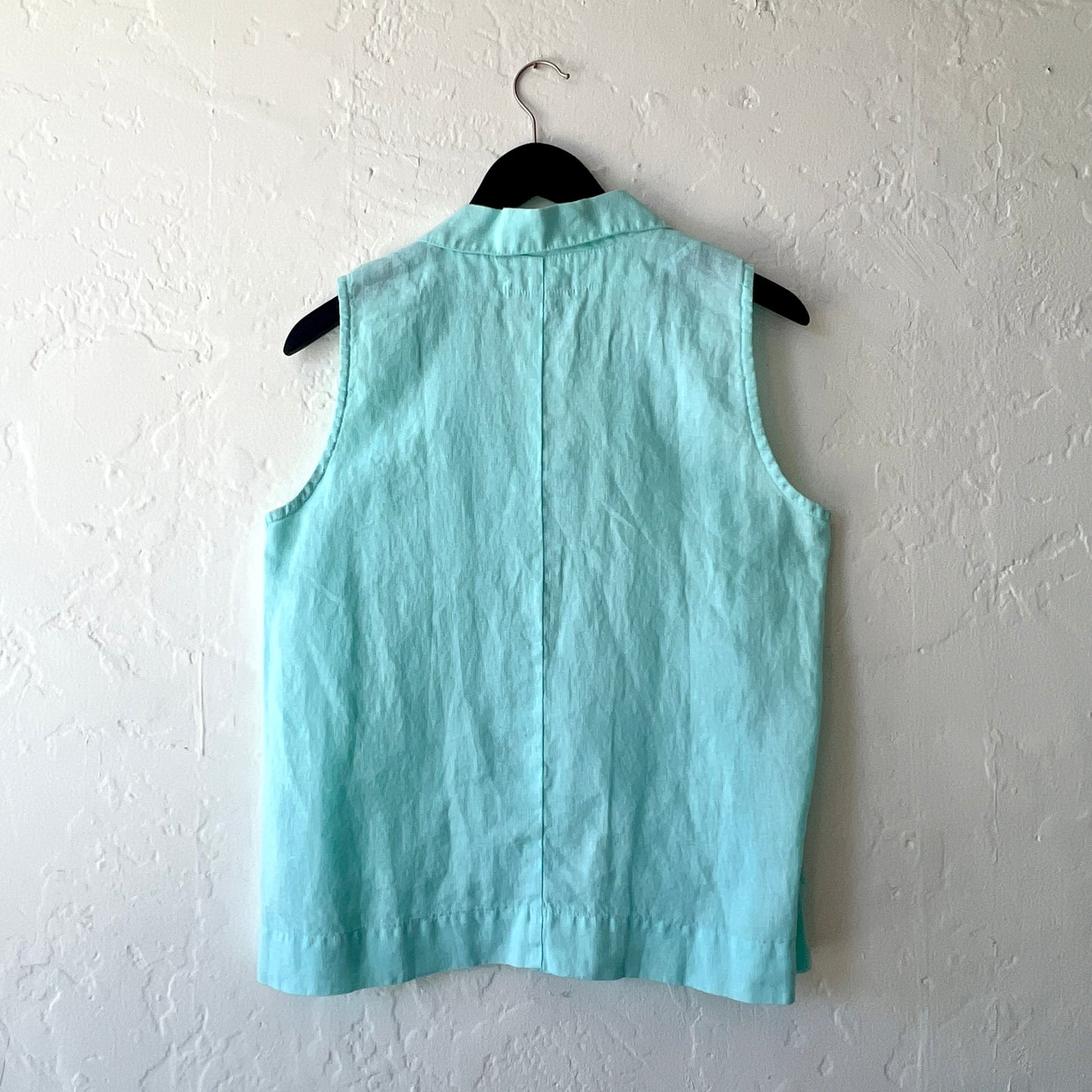 Sleeveless Linen Shirt with Collar in Fountain