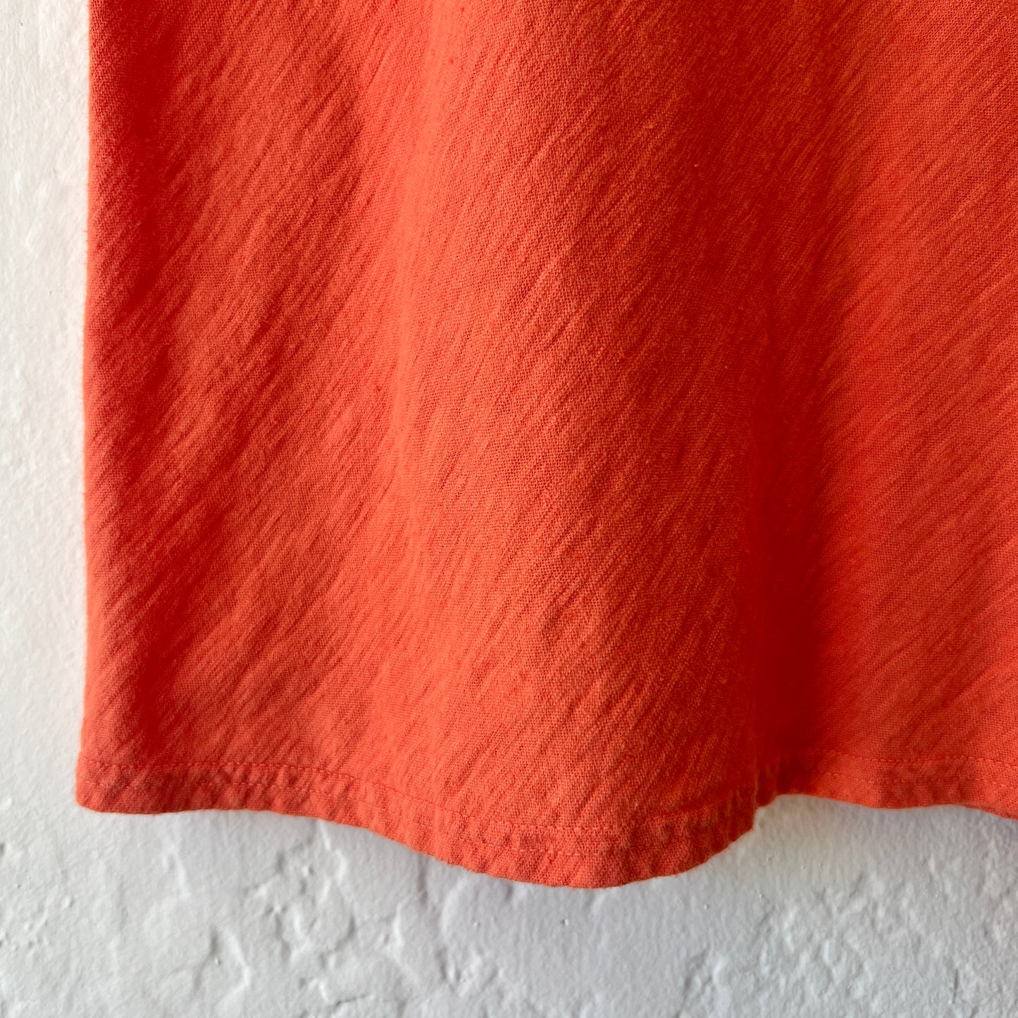 Short Sleeve Linen Jersey Bias Tee in Tabasco