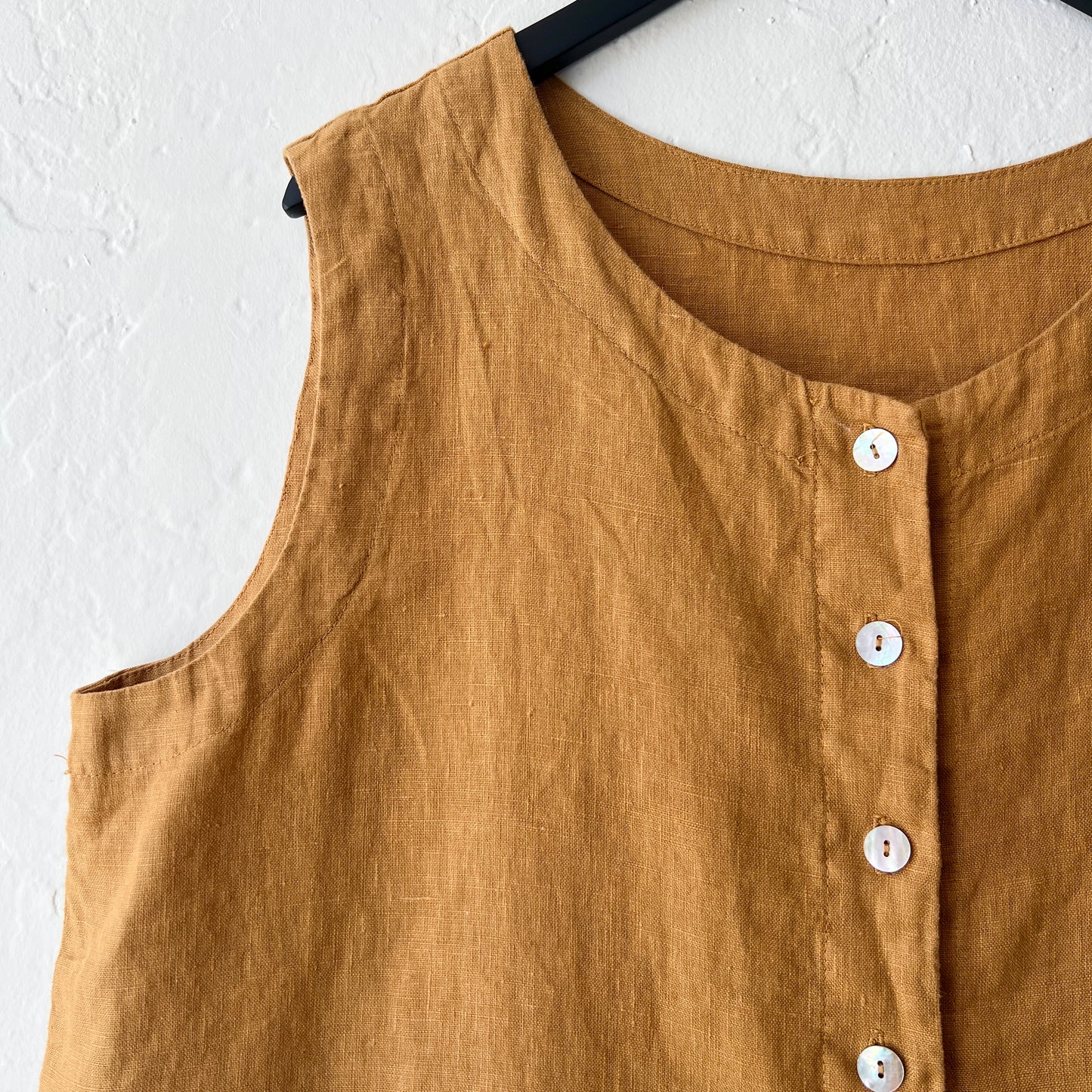 Linen Button Down Tank in Manuka