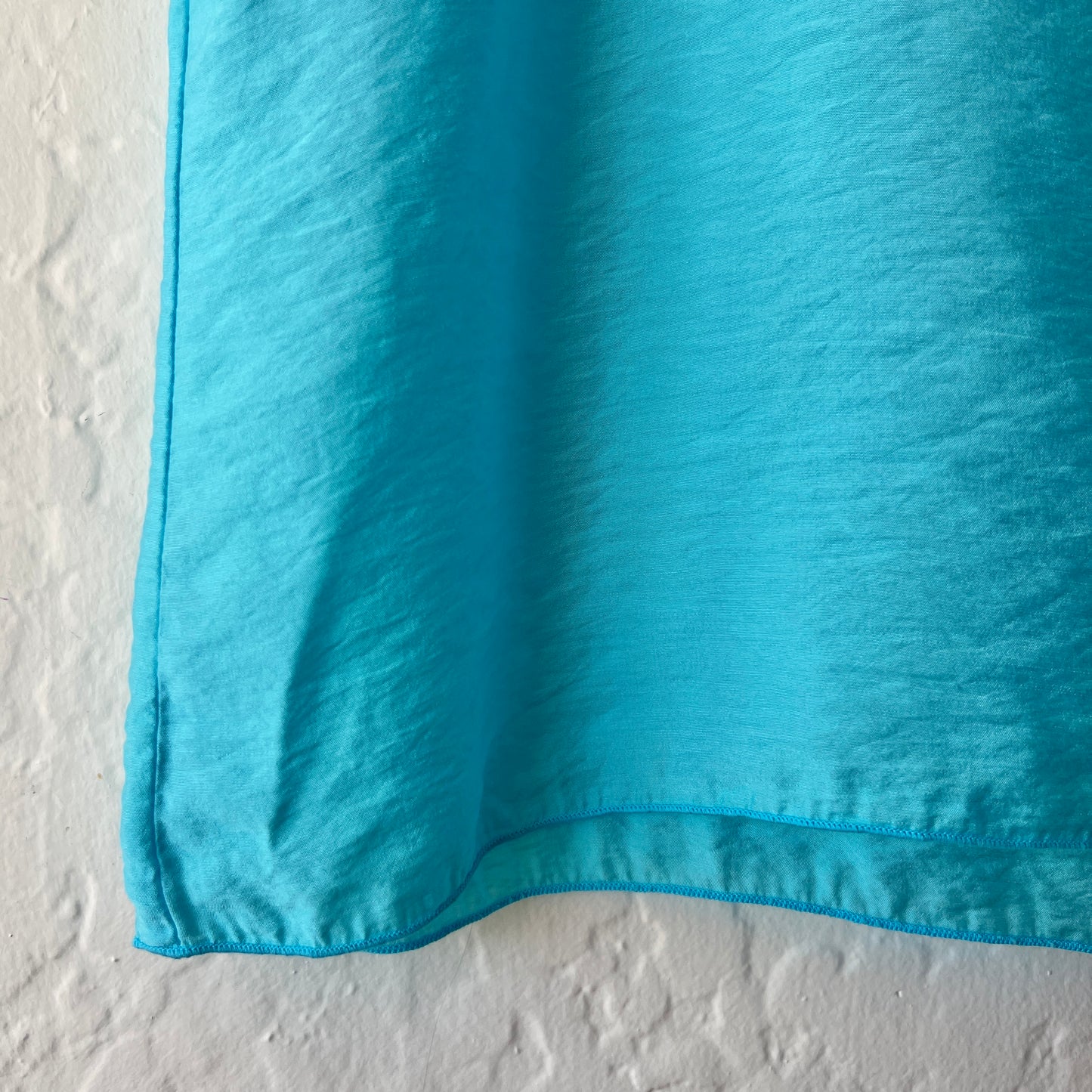Airy Layering Tank in Atoll