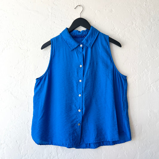 Parachute Sleeveless Shirt in Vivid Blue
