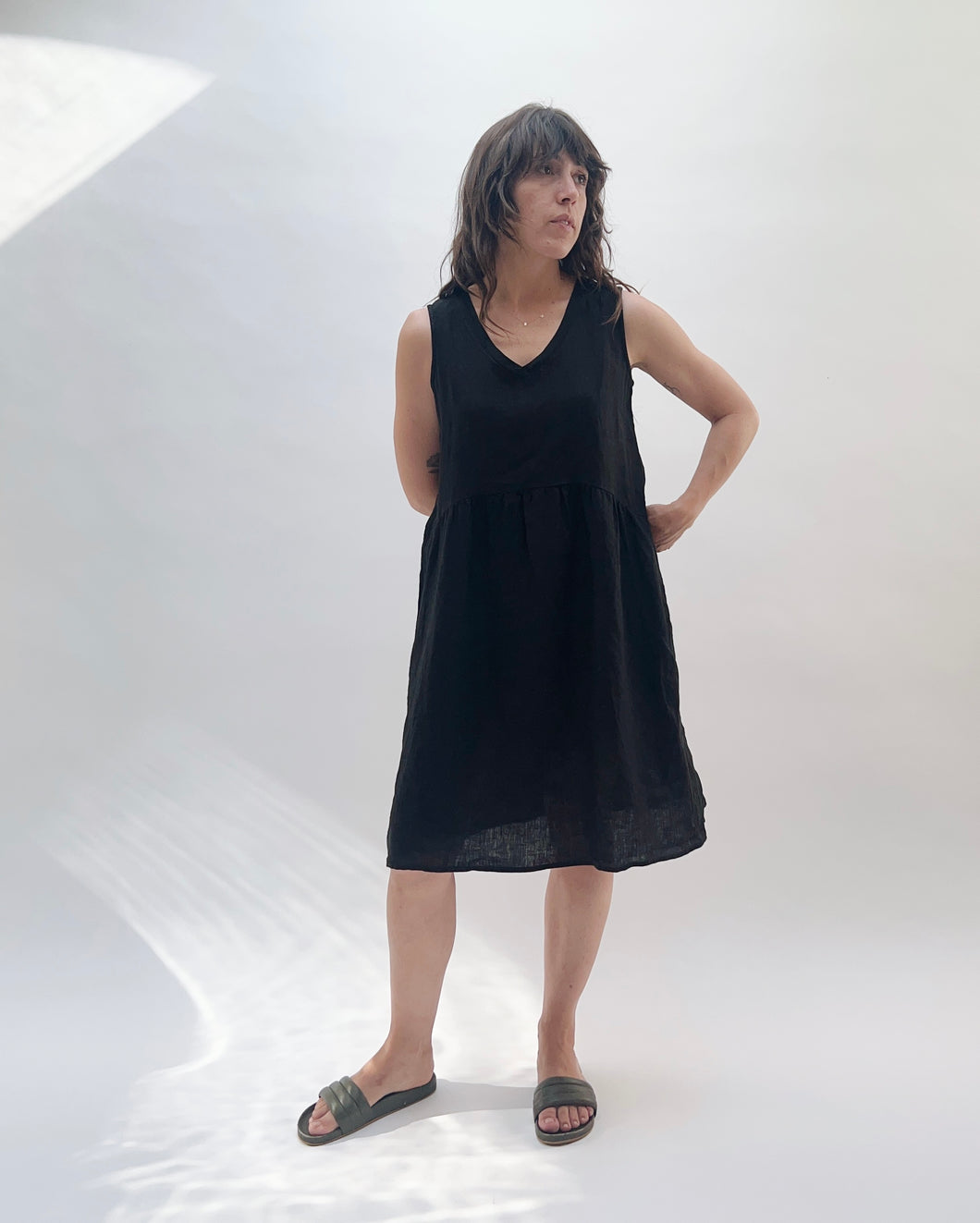 Cut Loose | Flounce Tank Dress in Black