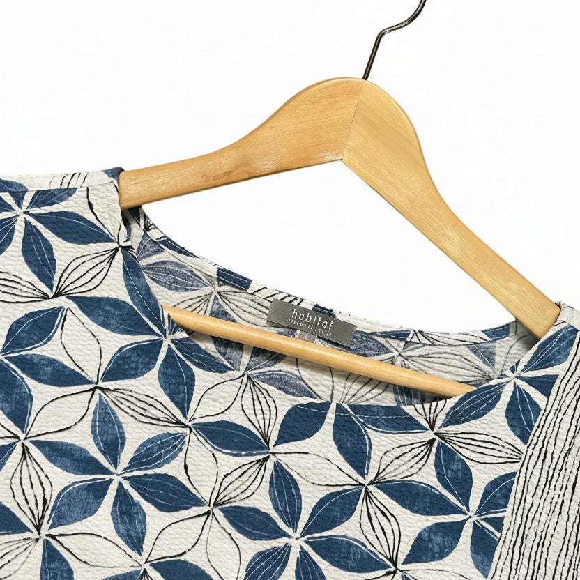 Amalfi Floral Pullover in Marine