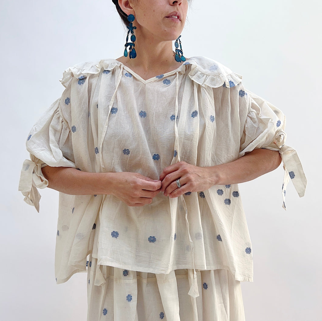DVAA | Amelia Top in White Floral