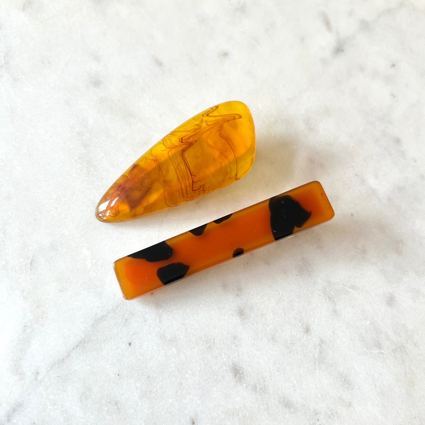 Amber Pebble Clip Set