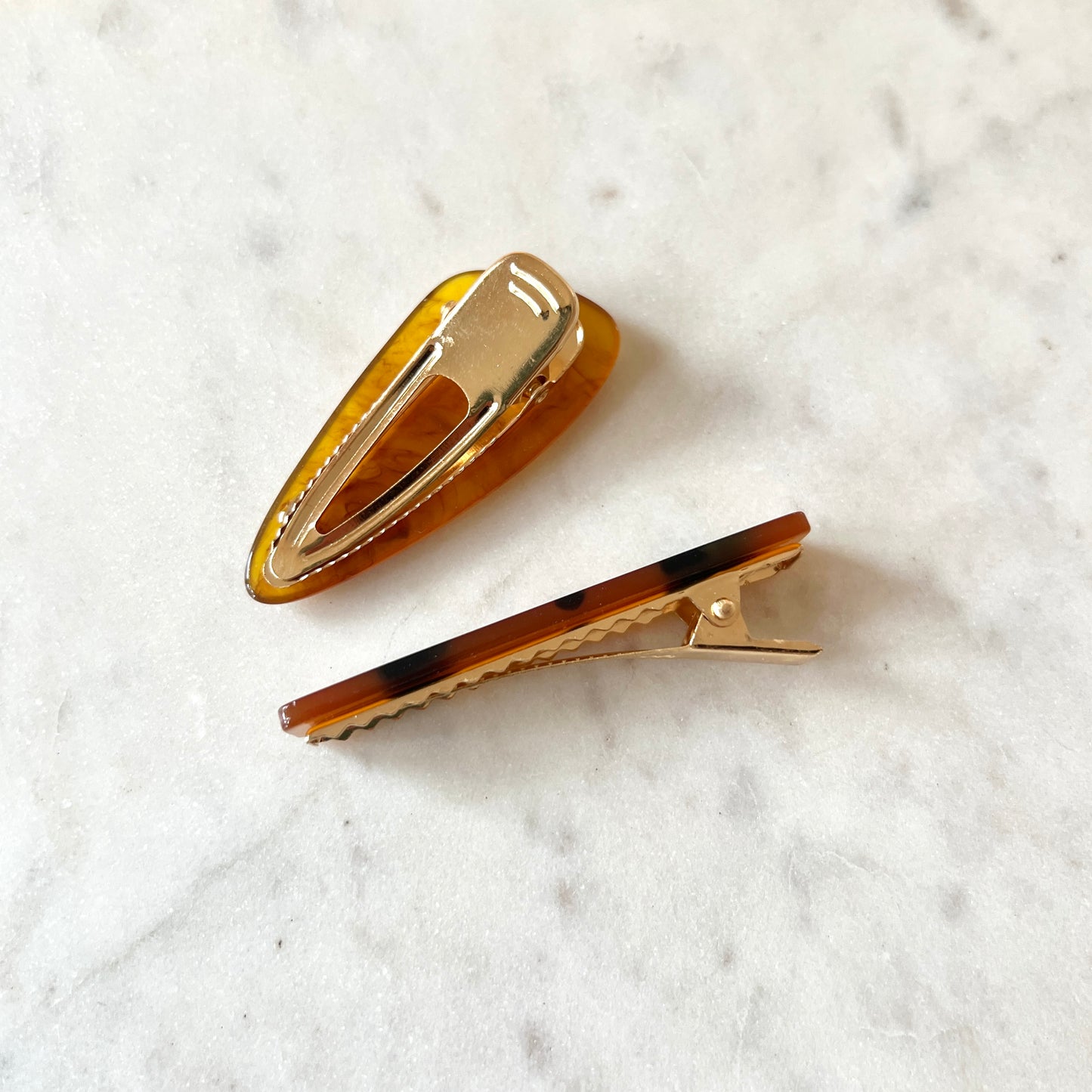 Amber Pebble Clip Set