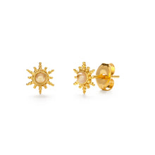 Load image into Gallery viewer, Amano Studio | Starburst Stud Earrings in Pearl
