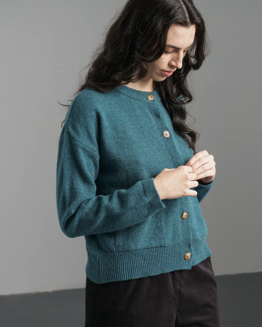 BIBICO | Mira Cropped Cardigan in Hunter