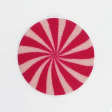 Load image into Gallery viewer, Child&#39;s Berlingot Beret in Pink
