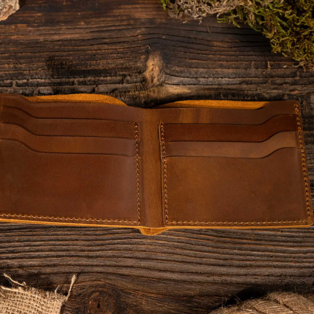 Leather Bifold Wallet in Saddle