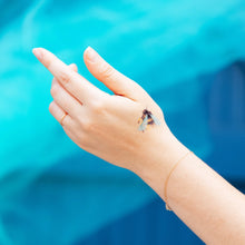 Load image into Gallery viewer, Tattly | Bumblebee Tattoo
