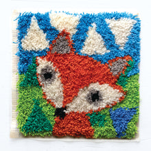 Load image into Gallery viewer, Fox Latch Hooking Kit
